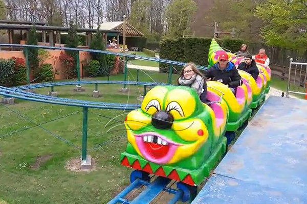 kids worm roller coaster