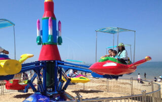 self-control amusement park airplane for children